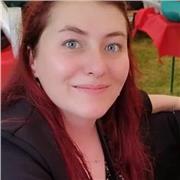 Passionnée par les langues étrangères, j'ai donné des cours de français en anglais/roumain au jeunes de 6 ans jusqu'au 20 ans.